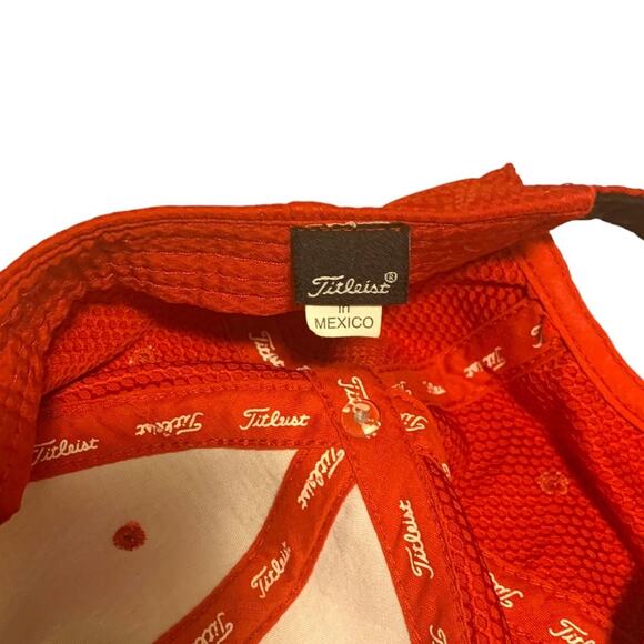 Titleist Tunica National Men’s Golf Hat Baseball Cap Embroidered Red White - Picture 8 of 8